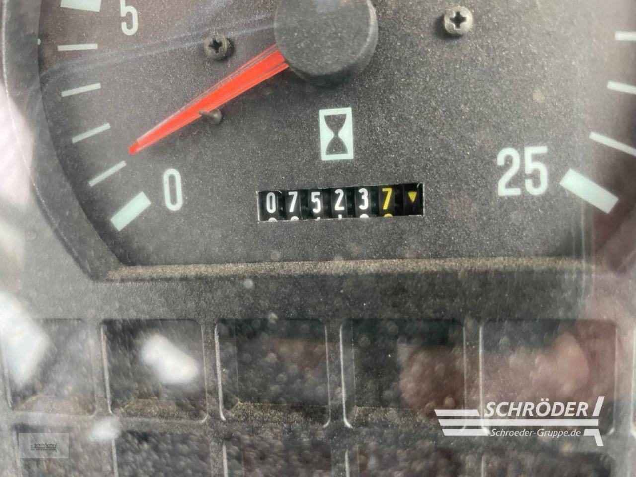 Traktor от тип Massey Ferguson 6180, Gebrauchtmaschine в Wildeshausen (Снимка 13)