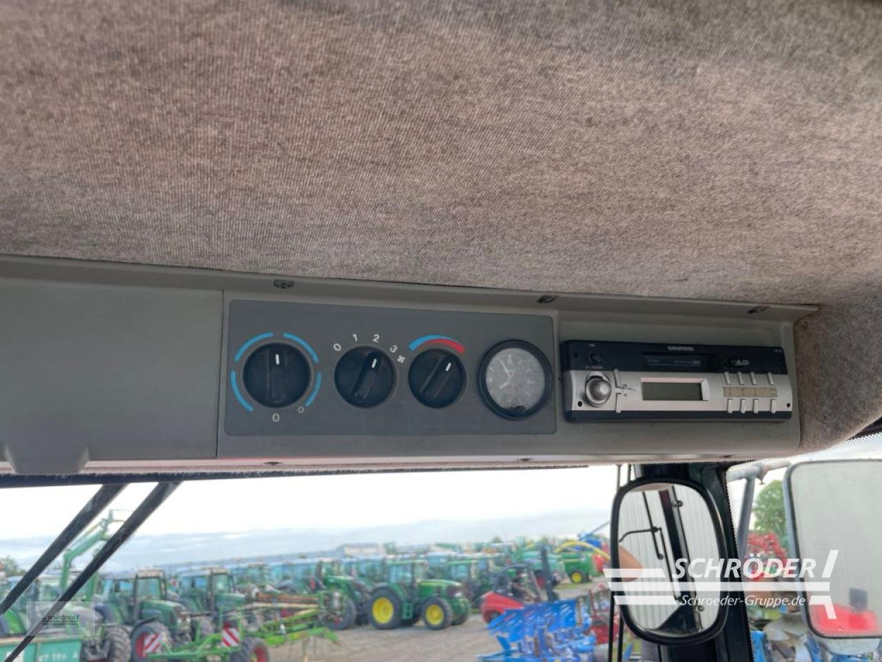 Traktor от тип Massey Ferguson 6180, Gebrauchtmaschine в Wildeshausen (Снимка 15)