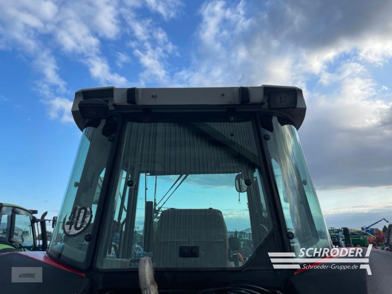 Traktor от тип Massey Ferguson 6180, Gebrauchtmaschine в Wildeshausen (Снимка 17)