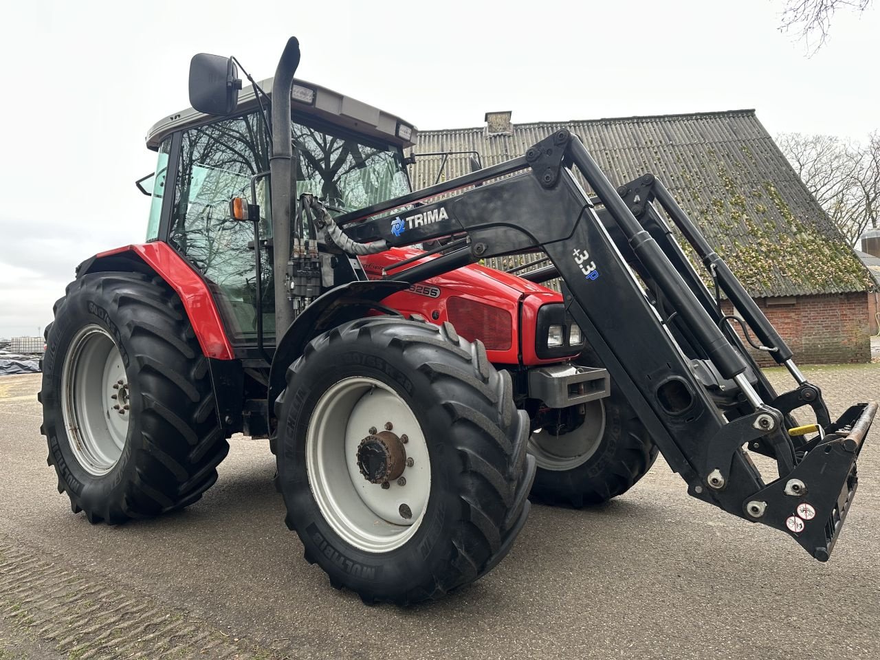 Traktor typu Massey Ferguson 6255, Gebrauchtmaschine v Rossum (Obrázek 2)