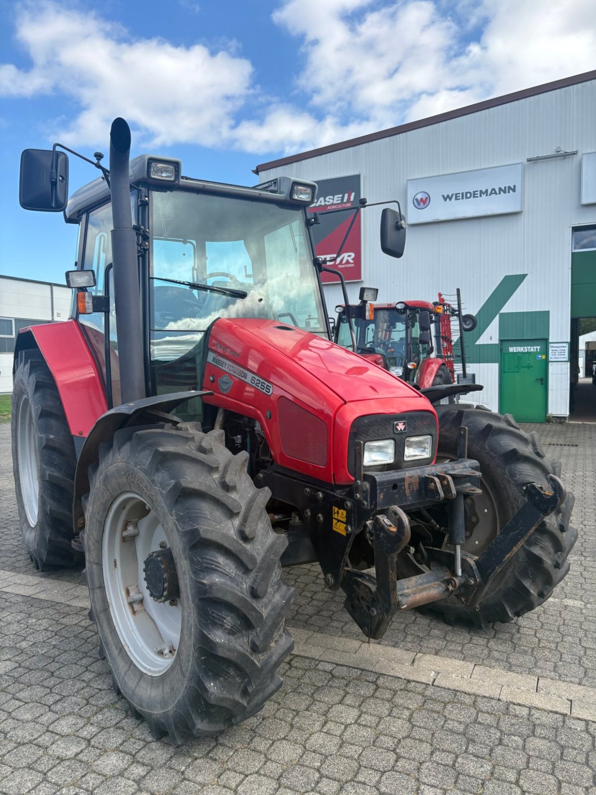Traktor του τύπου Massey Ferguson 6255, Gebrauchtmaschine σε Gudensberg (Φωτογραφία 10)