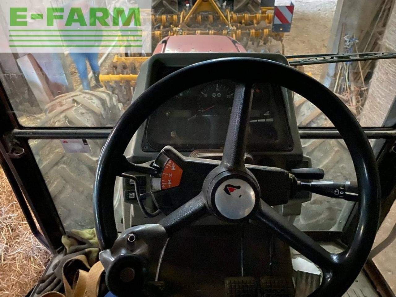 Traktor des Typs Massey Ferguson 6270, Gebrauchtmaschine in Ytrac (Bild 11)