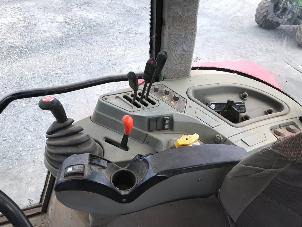 Traktor des Typs Massey Ferguson 6270, Gebrauchtmaschine in UZERCHE (Bild 8)