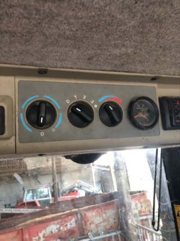 Traktor Türe ait Massey Ferguson 6290, Gebrauchtmaschine içinde LIZAC (resim 8)