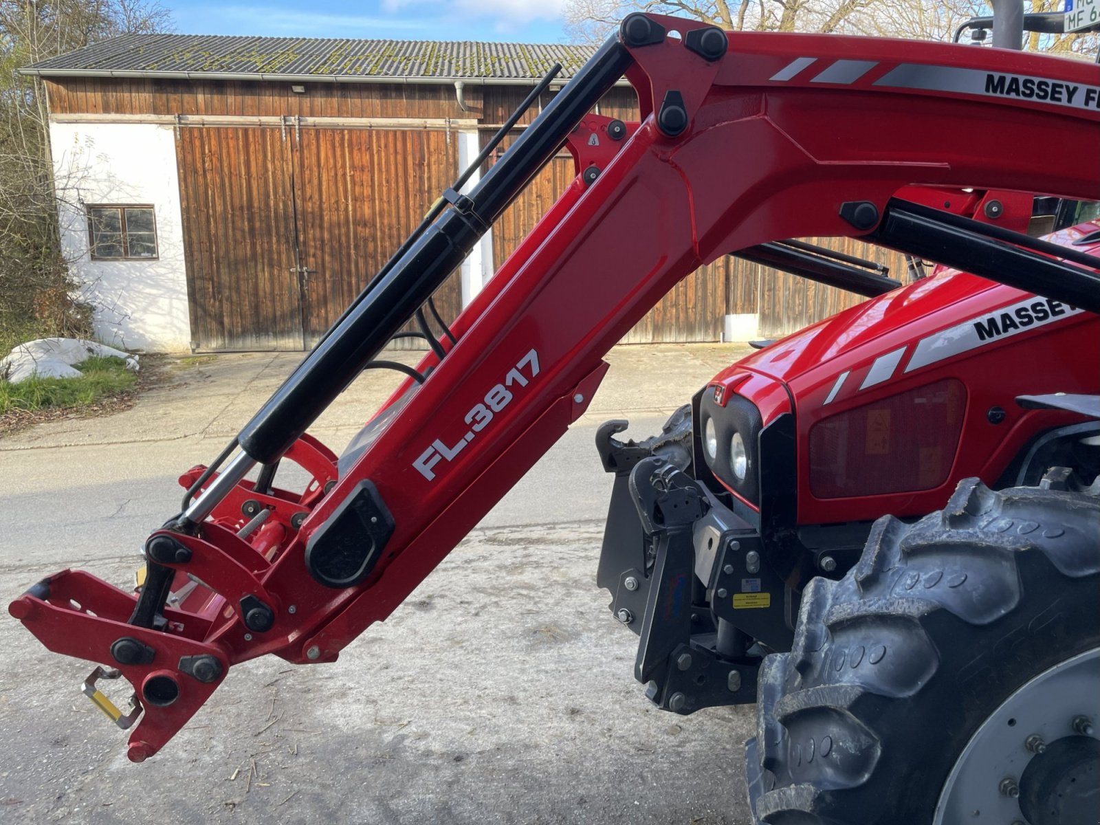 Traktor of the type Massey Ferguson 6445 Dyna 6, Gebrauchtmaschine in Bayern - Schwindegg (Picture 11)