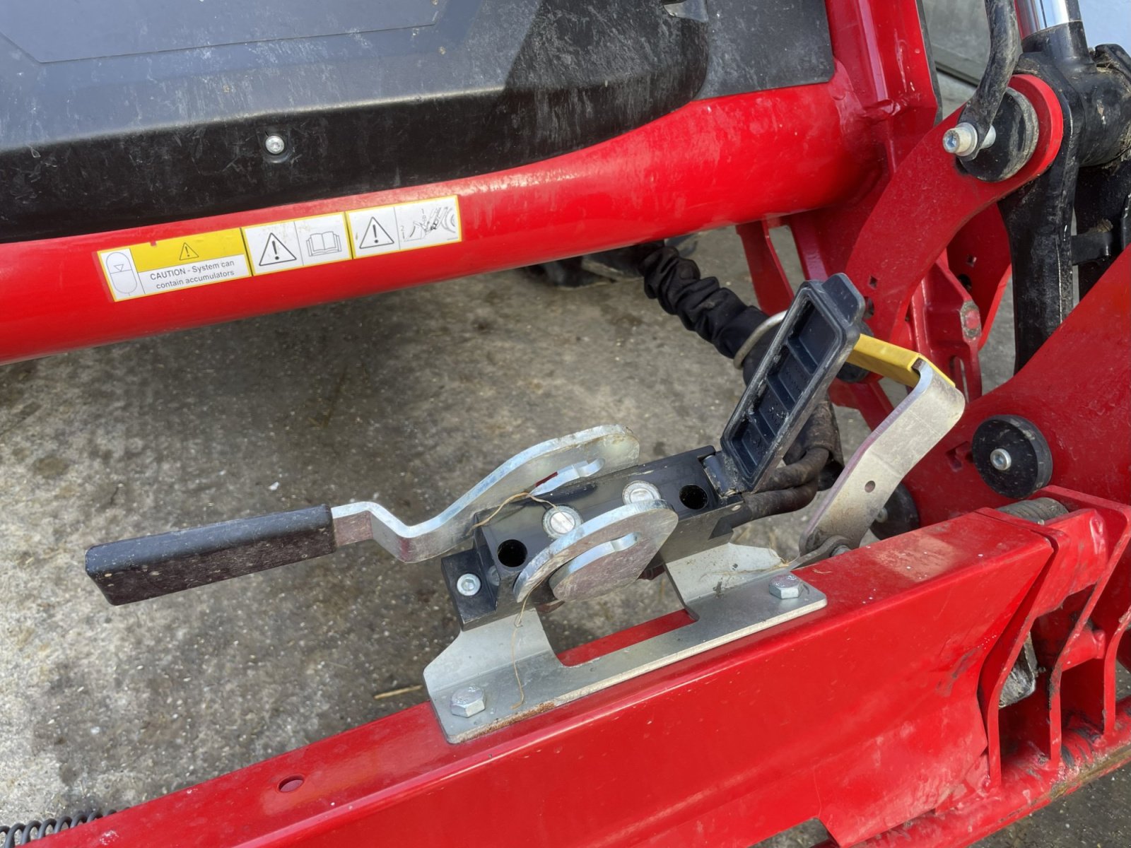 Traktor of the type Massey Ferguson 6445 Dyna 6, Gebrauchtmaschine in Bayern - Schwindegg (Picture 13)