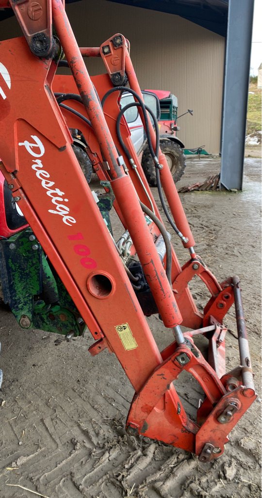 Traktor Türe ait Massey Ferguson 6445, Gebrauchtmaschine içinde Nasbinals (resim 7)