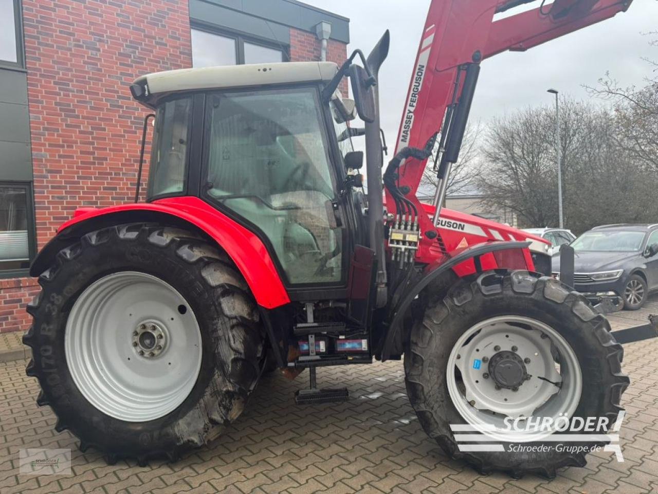 Traktor typu Massey Ferguson 6455 COMFORT, Gebrauchtmaschine v Wildeshausen (Obrázek 4)