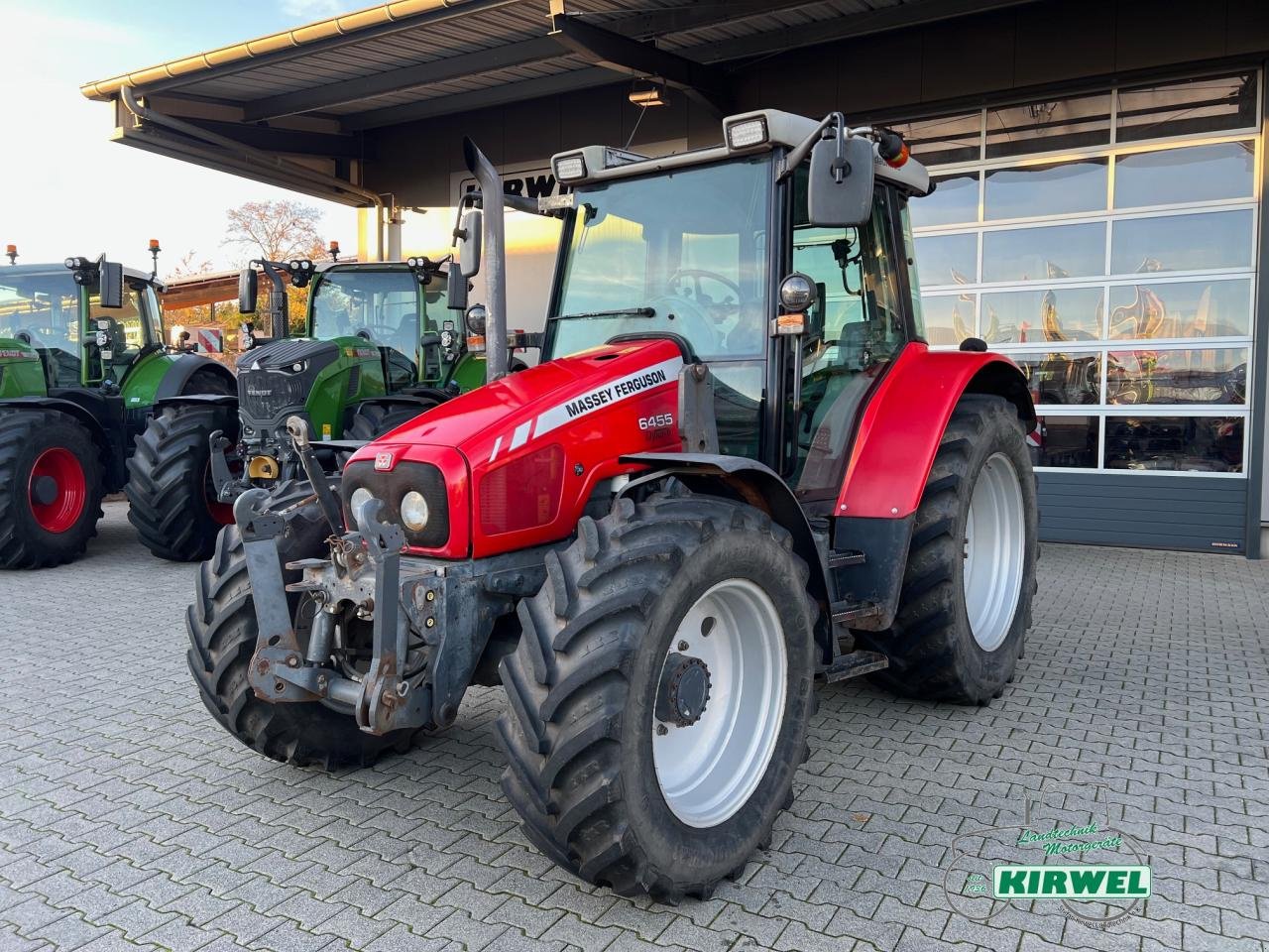 Traktor типа Massey Ferguson 6455 Dyna-6, Gebrauchtmaschine в Blankenheim (Фотография 2)