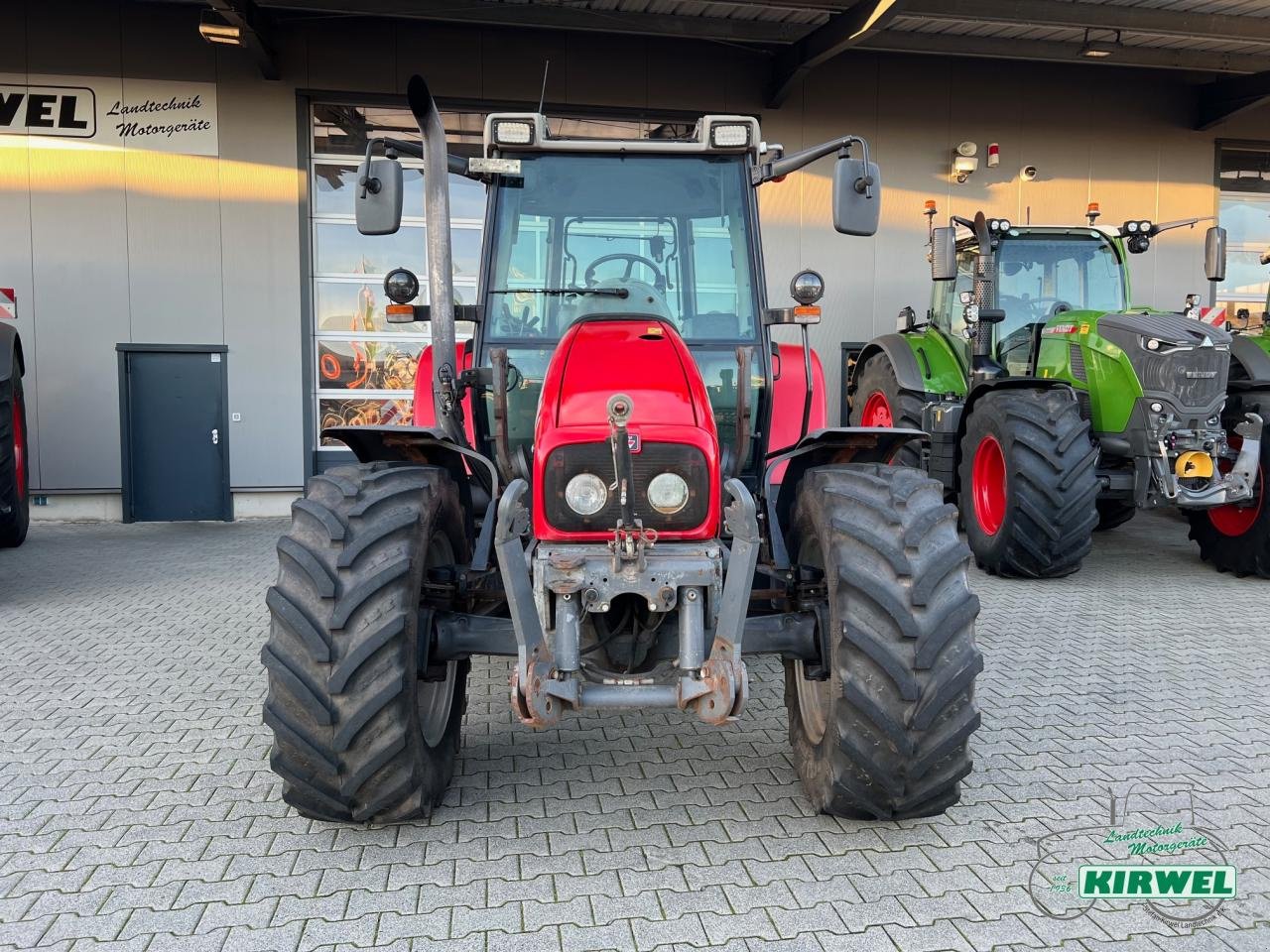 Traktor типа Massey Ferguson 6455 Dyna-6, Gebrauchtmaschine в Blankenheim (Фотография 5)