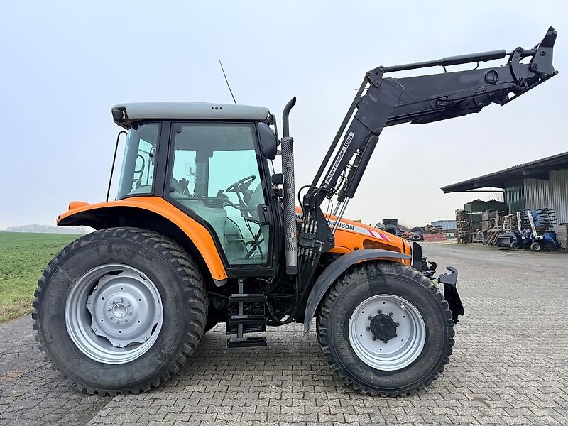 Traktor типа Massey Ferguson 6455, Gebrauchtmaschine в Steinau  (Фотография 3)