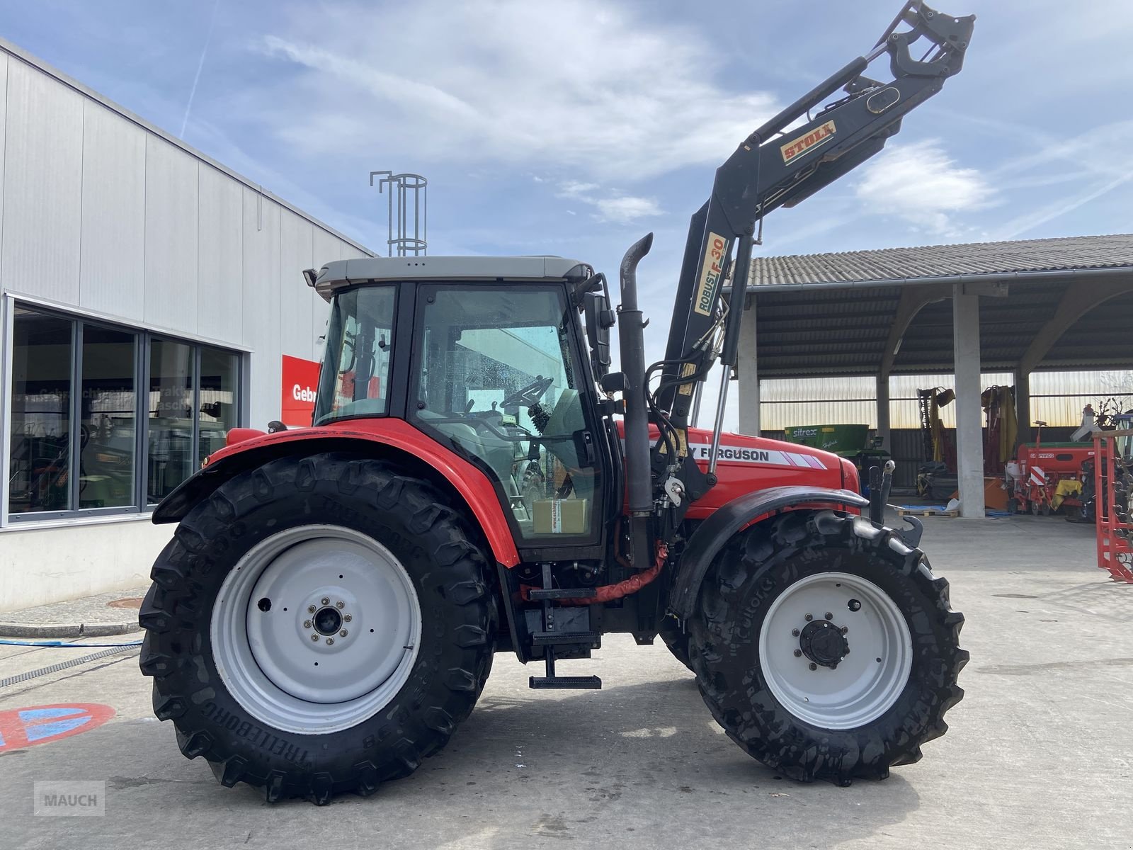 Traktor Türe ait Massey Ferguson 6460 Dyna 6 + Frontlader, Gebrauchtmaschine içinde Burgkirchen (resim 4)