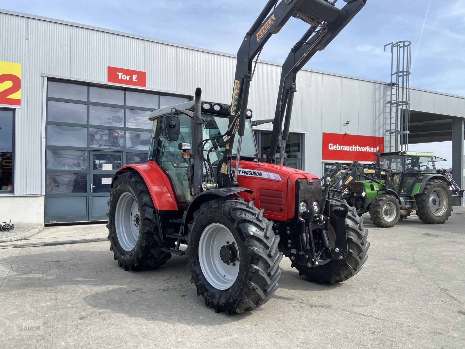 Traktor Türe ait Massey Ferguson 6460 Dyna 6 + Frontlader, Gebrauchtmaschine içinde Burgkirchen (resim 3)