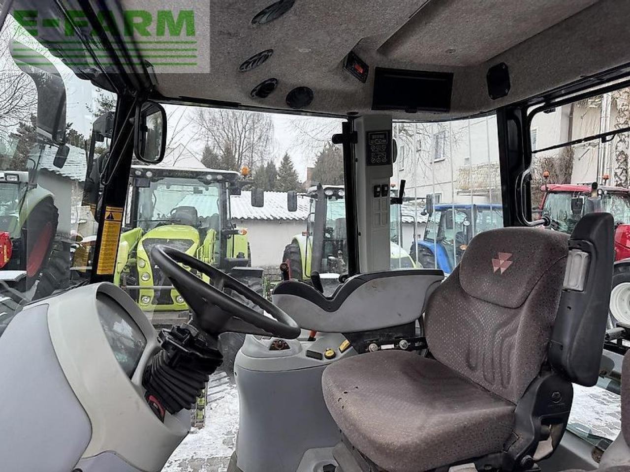 Traktor типа Massey Ferguson 6460 dyna-6, Gebrauchtmaschine в DAMAS?AWEK (Фотография 11)