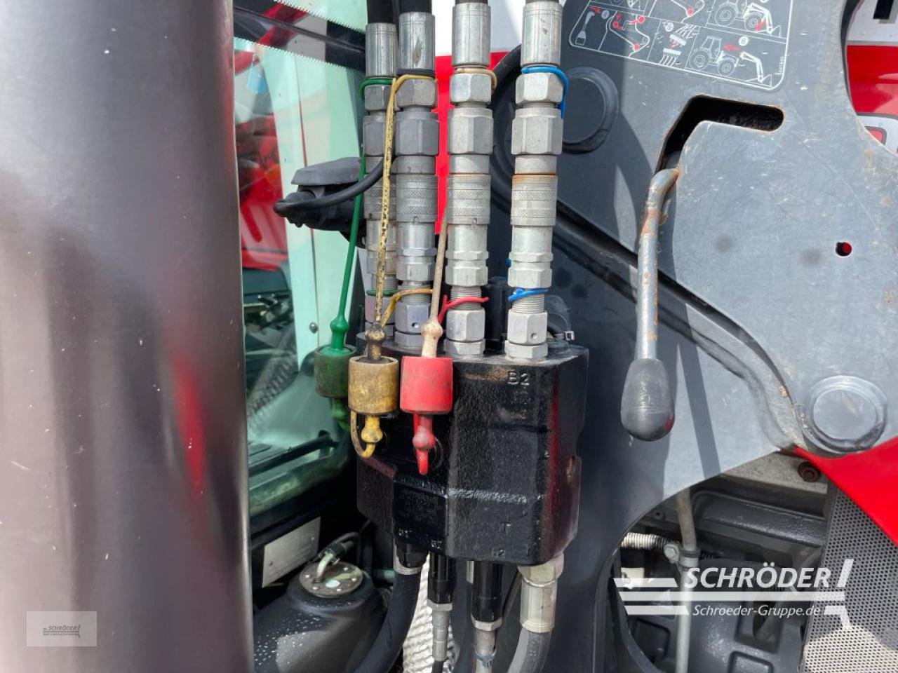 Traktor des Typs Massey Ferguson 6460 DYNA-6, Gebrauchtmaschine in Wildeshausen (Bild 23)