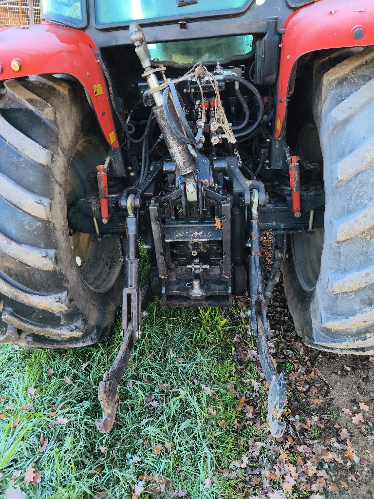 Traktor типа Massey Ferguson 6465 DYNA 6, Gebrauchtmaschine в Saint-Rémy (Фотография 11)