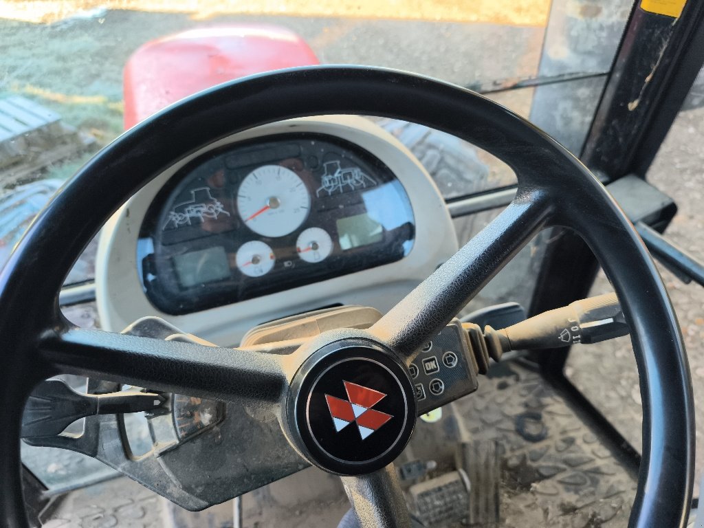 Traktor типа Massey Ferguson 6465 DYNA 6, Gebrauchtmaschine в Saint-Rémy (Фотография 7)