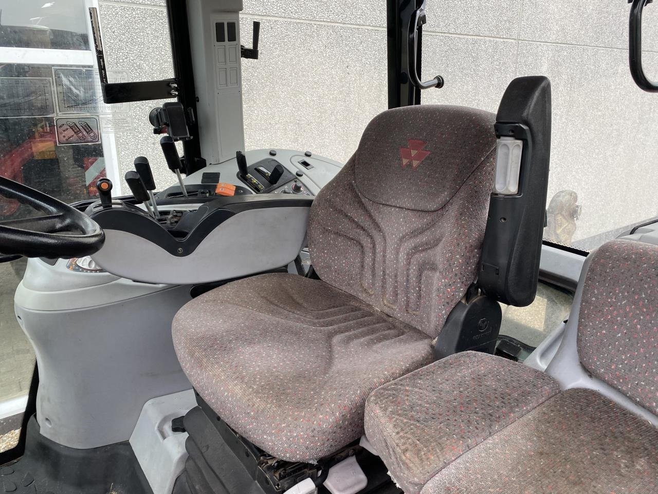 Traktor van het type Massey Ferguson 6465 DYNA6, Gebrauchtmaschine in Holstebro (Foto 9)