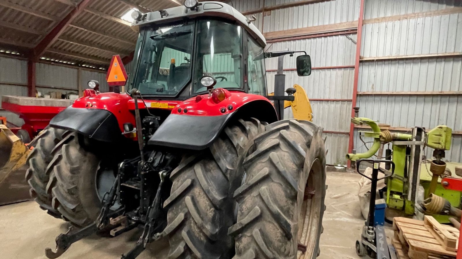 Traktor типа Massey Ferguson 6465 Dynashift med Frontlift, Gebrauchtmaschine в Hjørring (Фотография 4)
