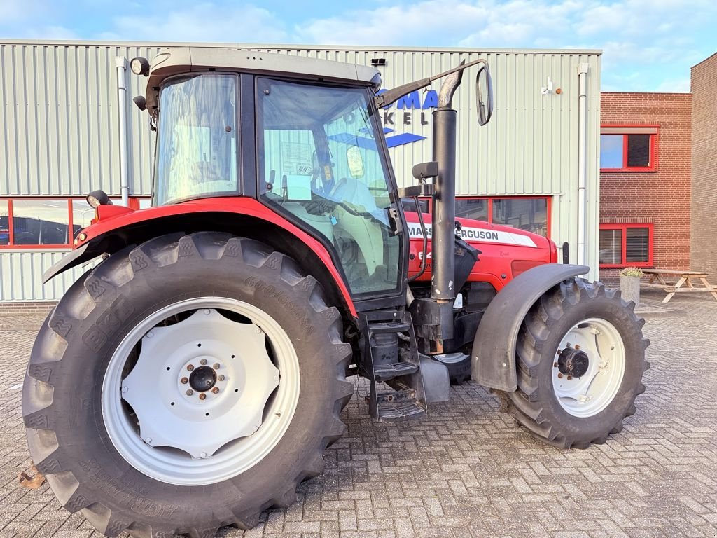 Traktor del tipo Massey Ferguson 6465 Dynashift, Gebrauchtmaschine en BOEKEL (Imagen 10)