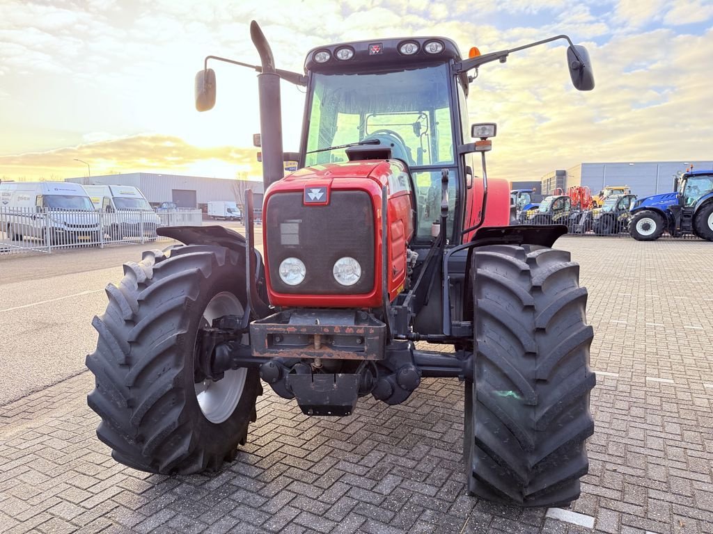 Traktor typu Massey Ferguson 6465 Dynashift, Gebrauchtmaschine w Boekel (Zdjęcie 5)