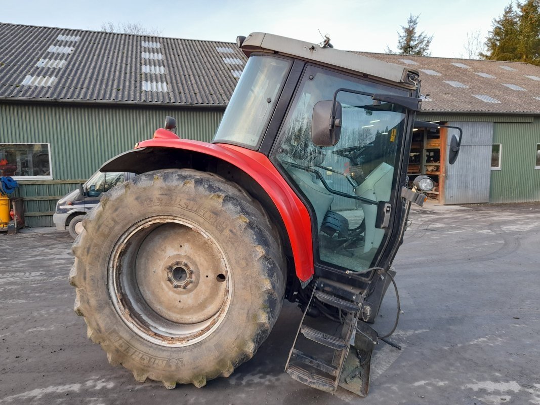 Traktor типа Massey Ferguson 6465, Gebrauchtmaschine в Viborg (Фотография 2)