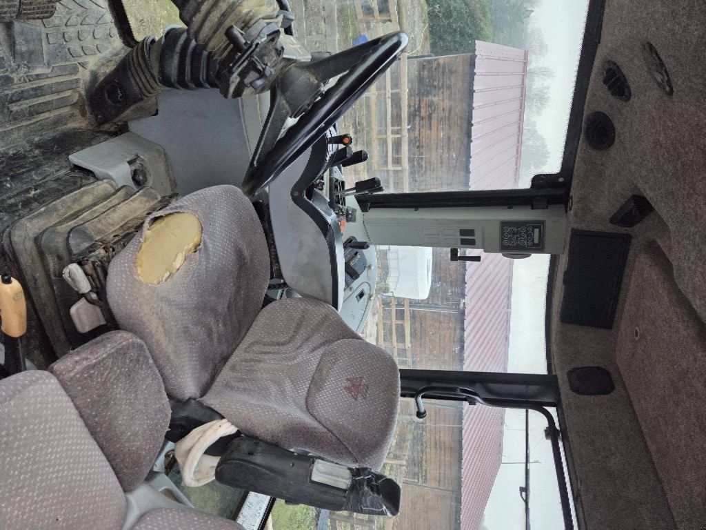 Traktor za tip Massey Ferguson 6465, Gebrauchtmaschine u ST MARTIN EN HAUT (Slika 3)