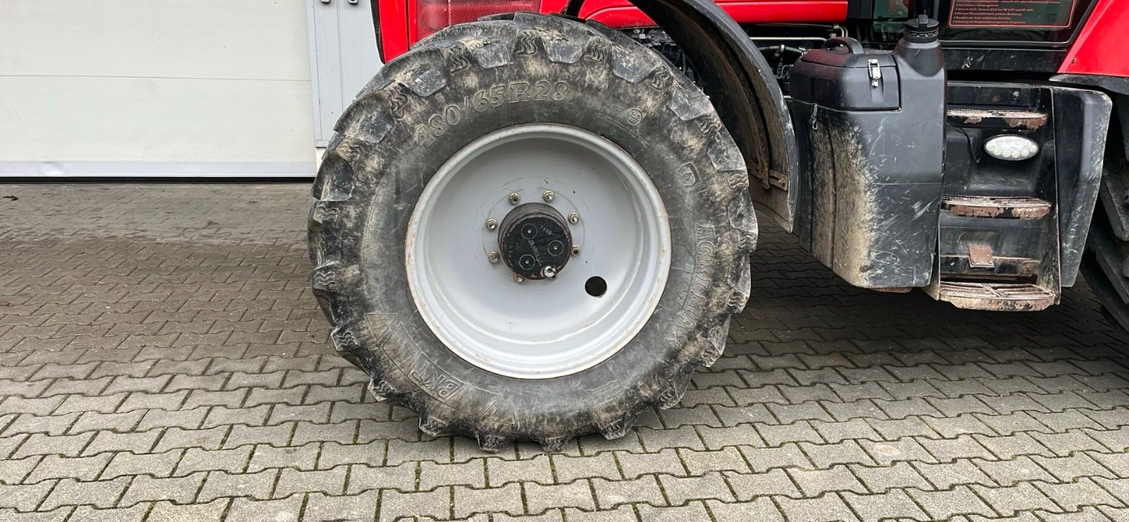 Traktor van het type Massey Ferguson 6465, Gebrauchtmaschine in Pfullendorf (Foto 3)