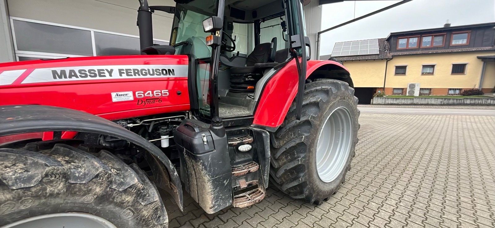 Traktor van het type Massey Ferguson 6465, Gebrauchtmaschine in Pfullendorf (Foto 18)