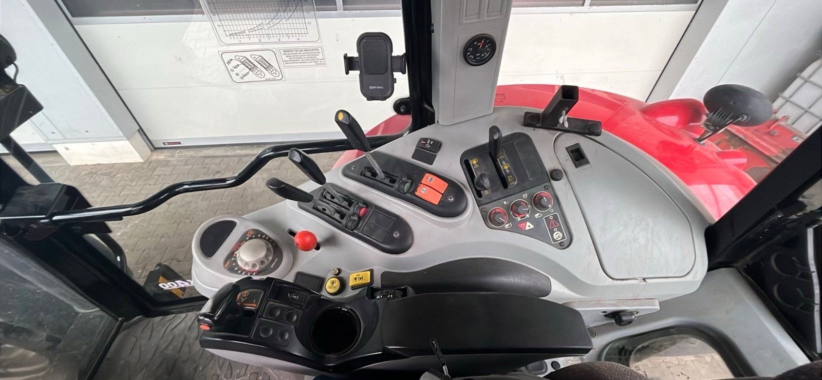 Traktor van het type Massey Ferguson 6465, Gebrauchtmaschine in Pfullendorf (Foto 20)