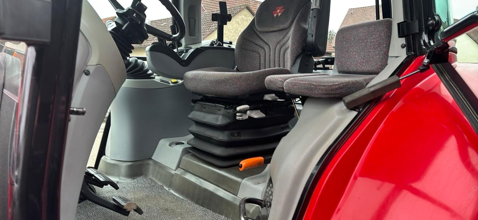 Traktor des Typs Massey Ferguson 6465, Gebrauchtmaschine in Blaufelden-Wiesenbach (Bild 9)