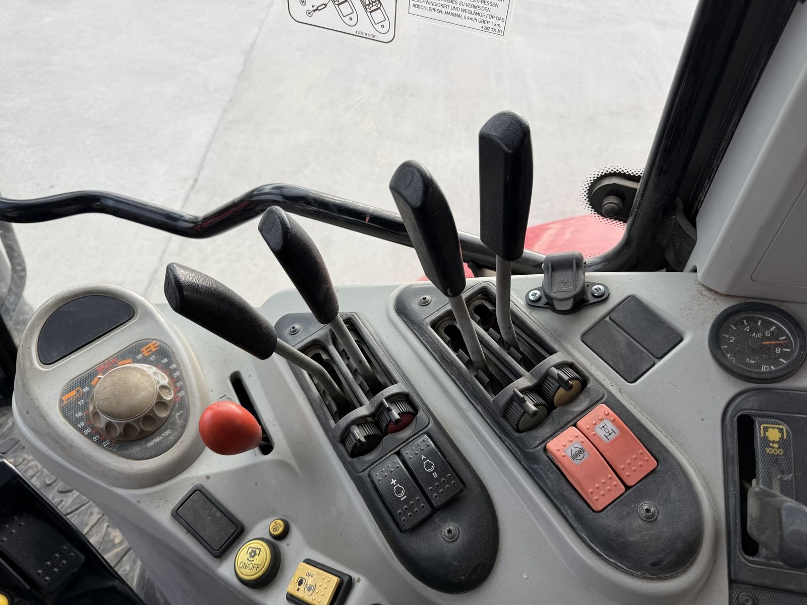 Traktor des Typs Massey Ferguson 6470-4, Gebrauchtmaschine in Hohenruppersdorf (Bild 20)