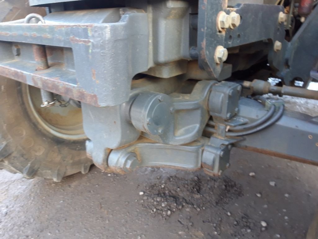 Traktor des Typs Massey Ferguson 6470 TIERS 3 D 6, Gebrauchtmaschine in BRAS SUR MEUSE (Bild 5)