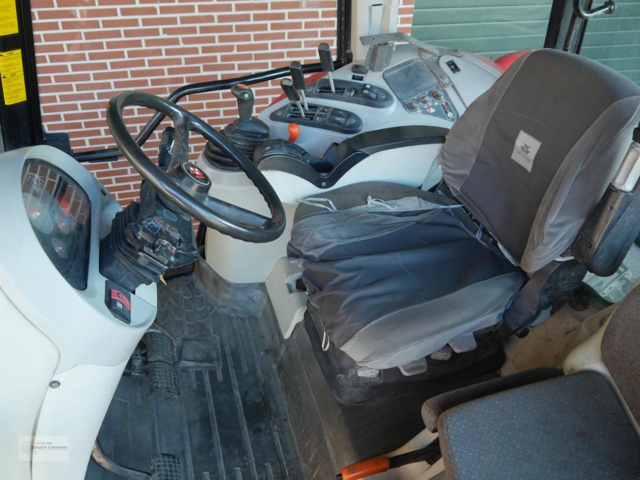 Traktor от тип Massey Ferguson 6475 Dynashift, Gebrauchtmaschine в Borken (Снимка 11)