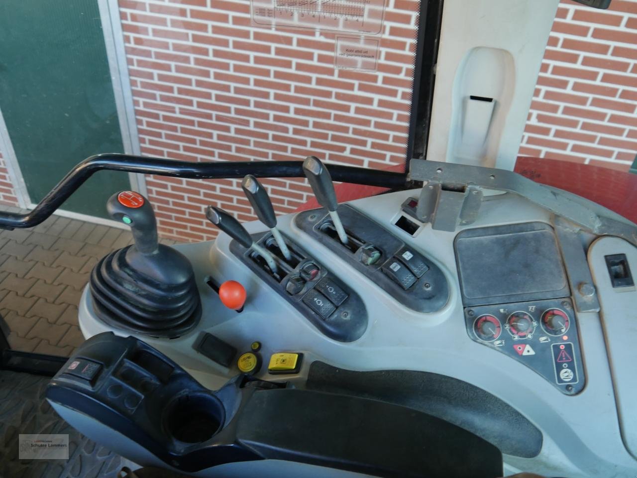 Traktor от тип Massey Ferguson 6475 Dynashift, Gebrauchtmaschine в Borken (Снимка 12)