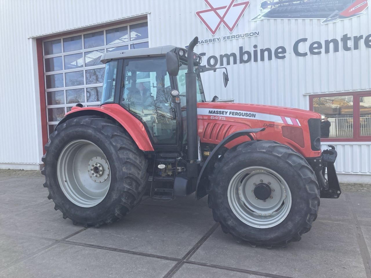 Traktor van het type Massey Ferguson 6475, Gebrauchtmaschine in Oude-Tonge (Foto 2)