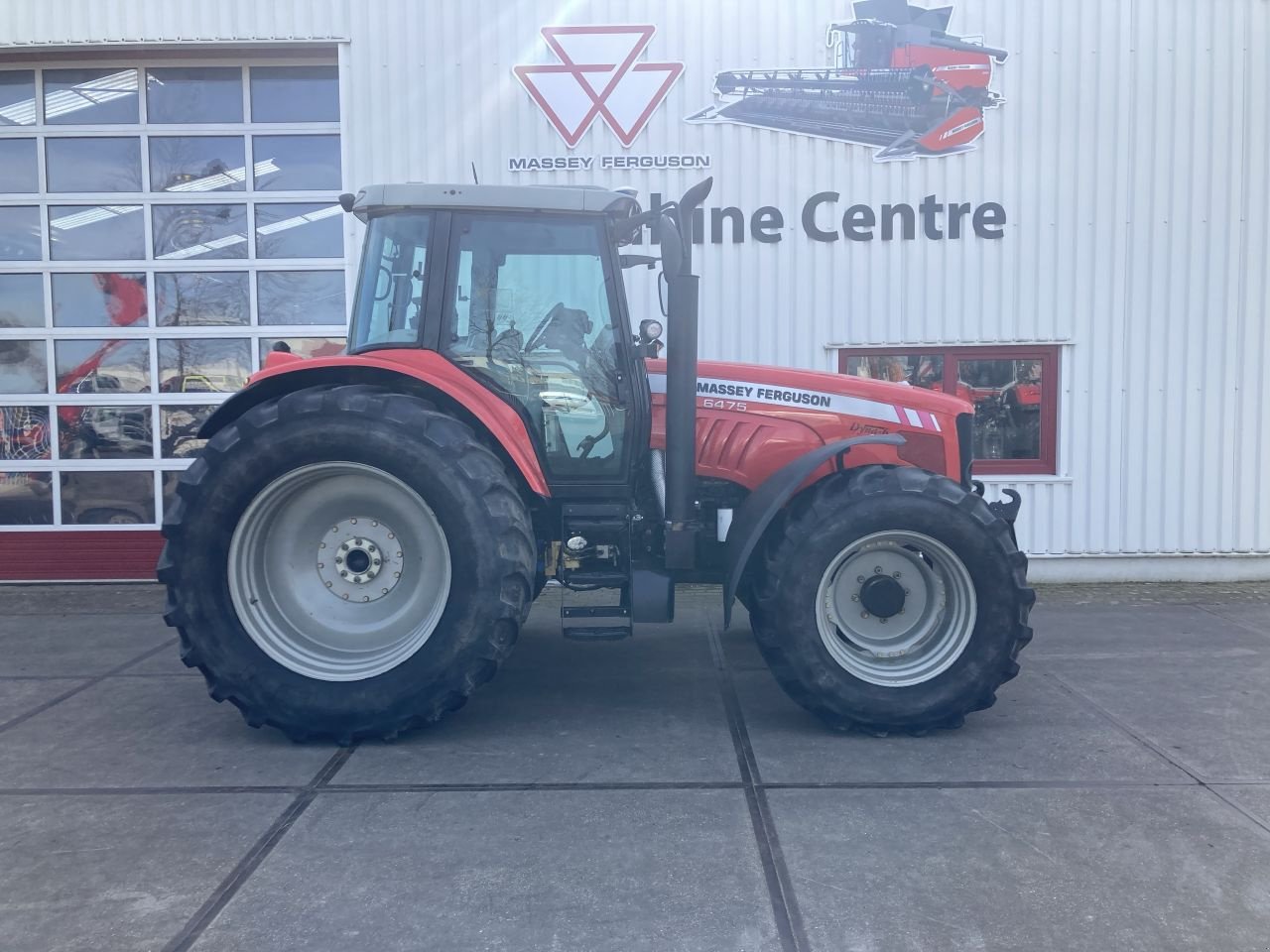 Traktor van het type Massey Ferguson 6475, Gebrauchtmaschine in Oude-Tonge (Foto 3)