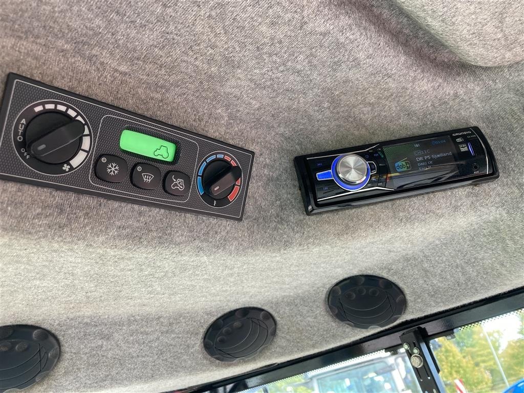 Traktor типа Massey Ferguson 6480 Dyna 4, Gebrauchtmaschine в Roskilde (Фотография 15)