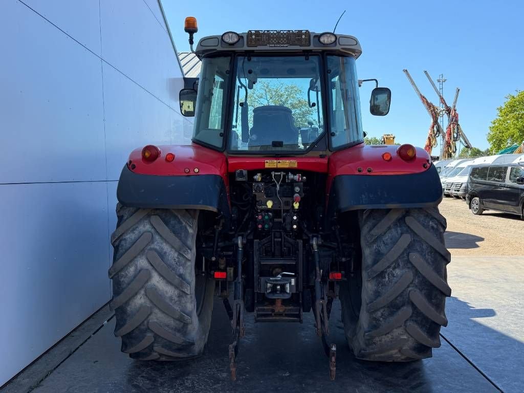 Traktor of the type Massey Ferguson 6480 Dyna 6 - Front PTO / Air System, Gebrauchtmaschine in Veldhoven (Picture 4)