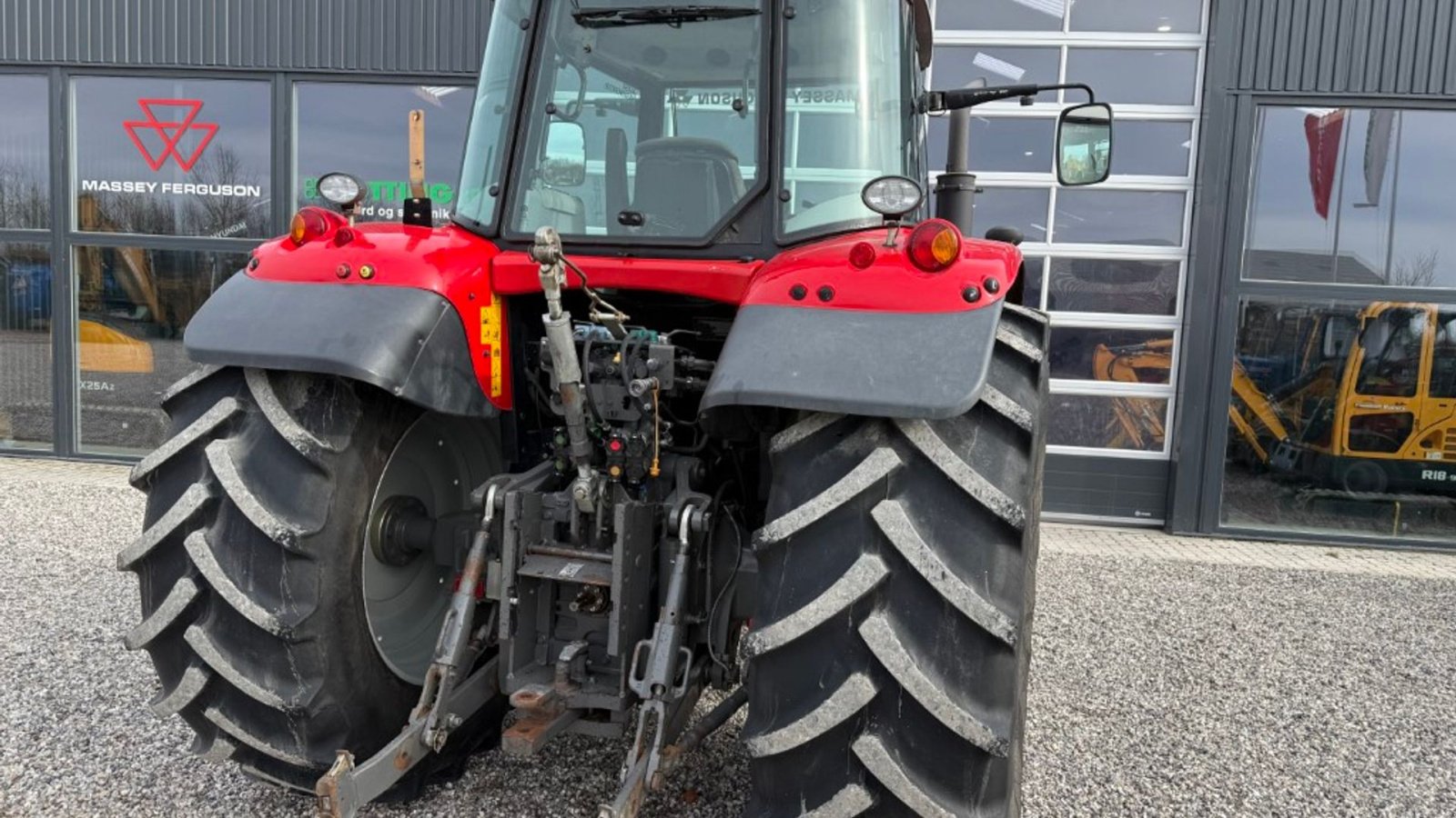 Traktor des Typs Massey Ferguson 6480 Dyna-6, Gebrauchtmaschine in Hadsten (Bild 10)