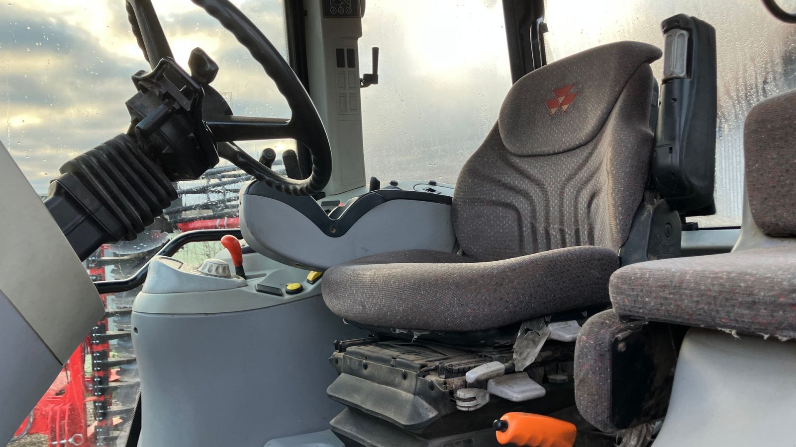 Traktor del tipo Massey Ferguson 6480 Dyna-6, Gebrauchtmaschine en Svenstrup J (Imagen 6)