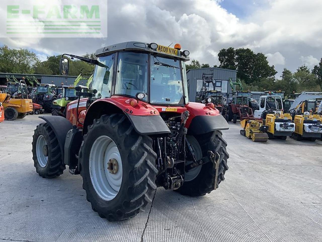 Traktor Türe ait Massey Ferguson 6480 dyna6 tractor (st24258), Gebrauchtmaschine içinde SHAFTESBURY (resim 5)