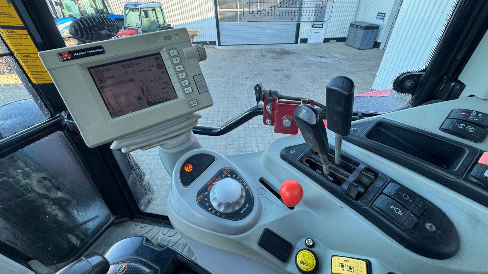 Traktor des Typs Massey Ferguson 6480 MED FULD AFFJEDRING!, Gebrauchtmaschine in Nørager (Bild 19)