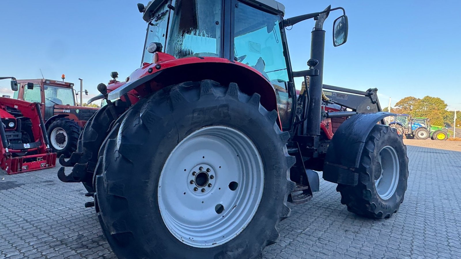 Traktor des Typs Massey Ferguson 6480 MED FULD AFFJEDRING!, Gebrauchtmaschine in Nørager (Bild 12)