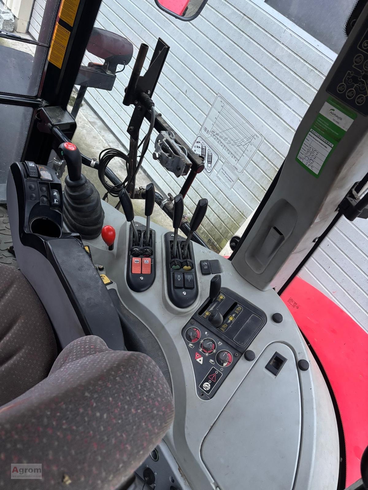 Traktor типа Massey Ferguson 6480, Gebrauchtmaschine в Riedhausen (Фотография 16)