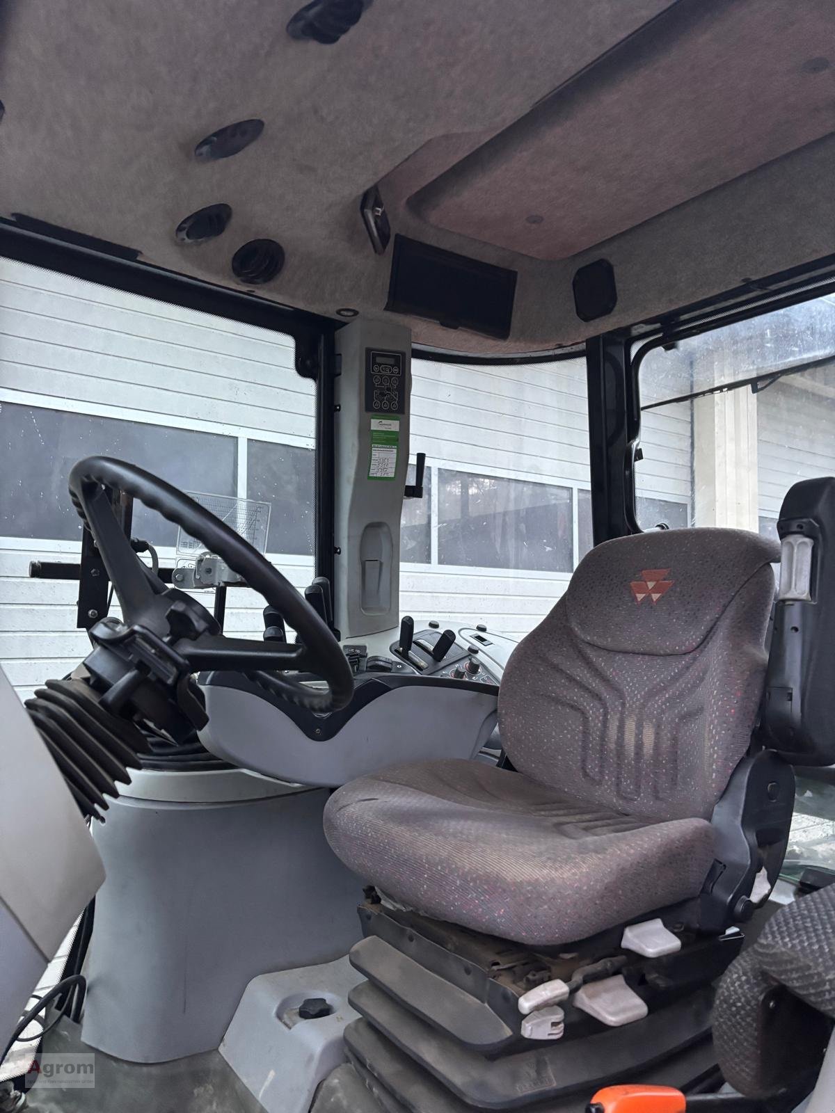 Traktor типа Massey Ferguson 6480, Gebrauchtmaschine в Riedhausen (Фотография 18)