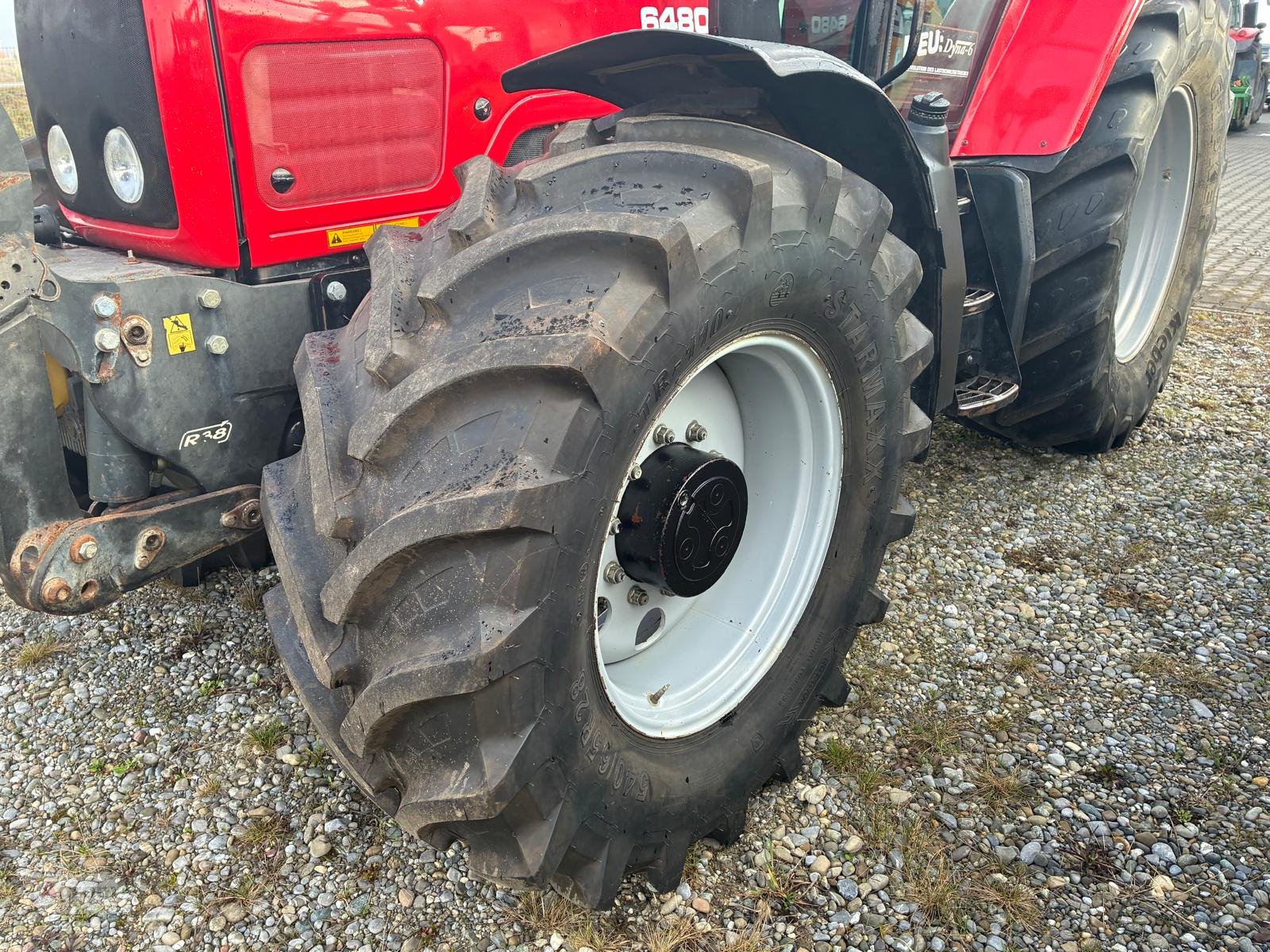 Traktor от тип Massey Ferguson 6480, Gebrauchtmaschine в Herbertingen (Снимка 15)