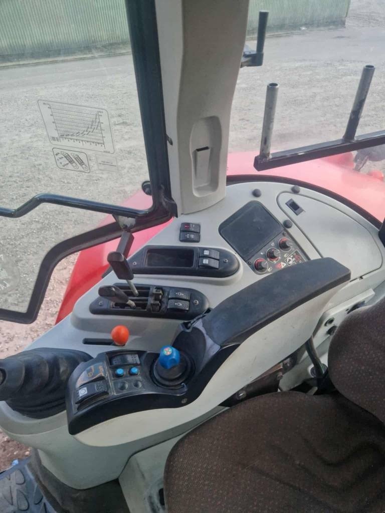 Traktor от тип Massey Ferguson 6485, Gebrauchtmaschine в Hinnerup (Снимка 10)