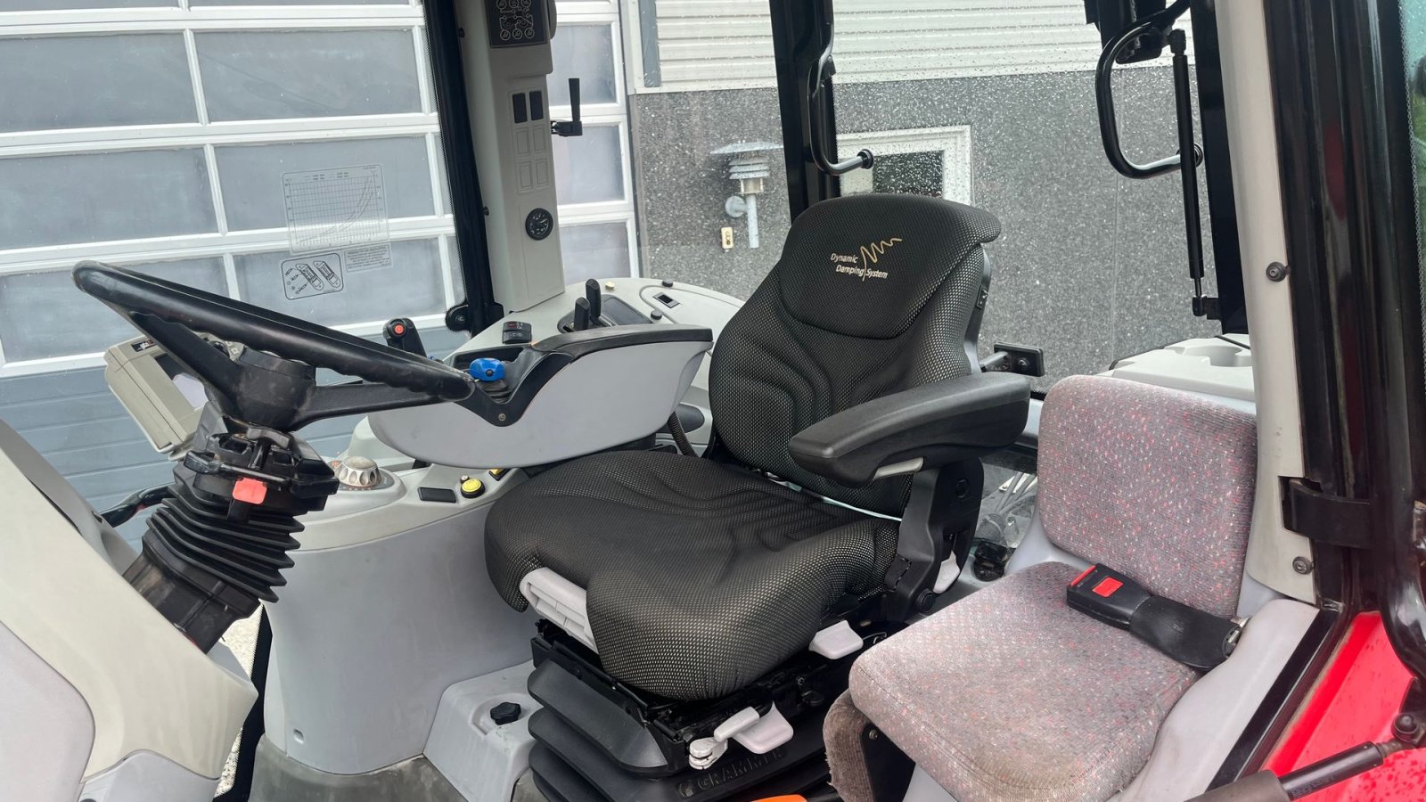 Traktor Türe ait Massey Ferguson 6490 Dyna 6 med frontlift, Gebrauchtmaschine içinde Lintrup (resim 7)