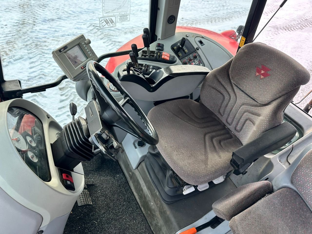 Traktor типа Massey Ferguson 6490, Gebrauchtmaschine в Linde (dr) (Фотография 5)